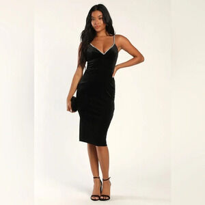 Lulus Glam Gorgeous Black Velvet Rhinestone Bodycon Midi Dress Small NWT